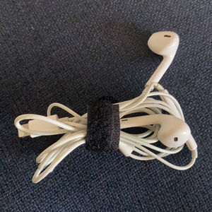 Apple EarPods with Lightening Connector